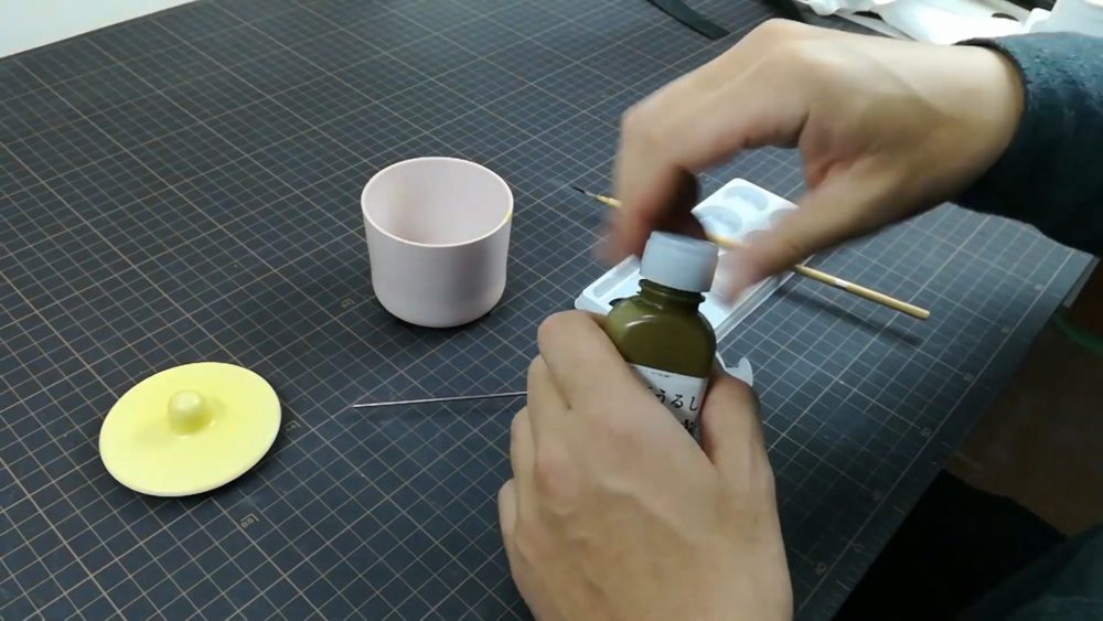 素人が新うるしを使ったなんちゃって金継で磁器の入れ物を修復してみました Jitacraft ジタクラフト